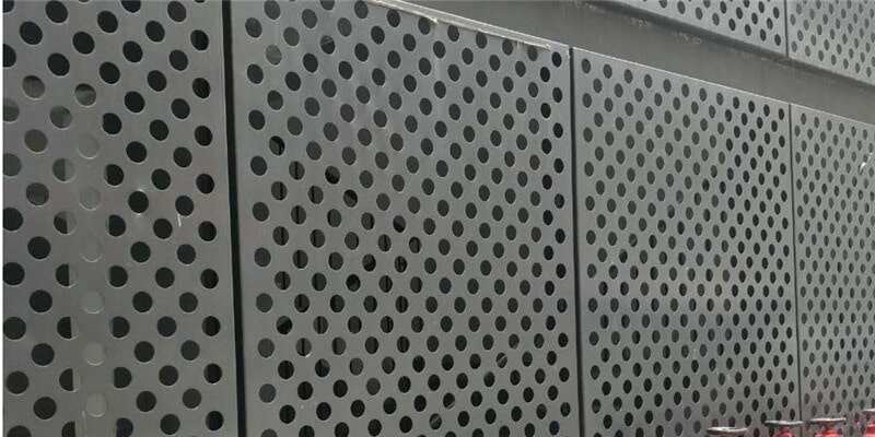 Chapas perforadas de aluminio