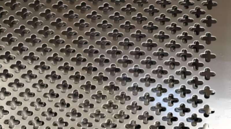 Cross Hole Perforated Metal Sheets