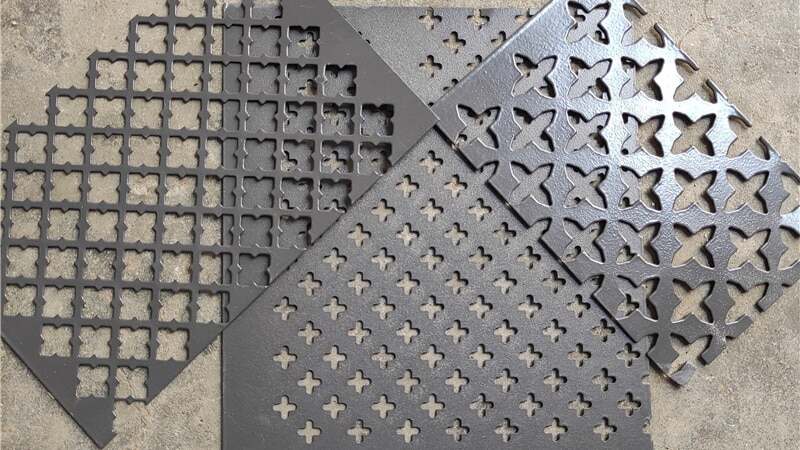 Cross Hole Perforated Metal Sheets