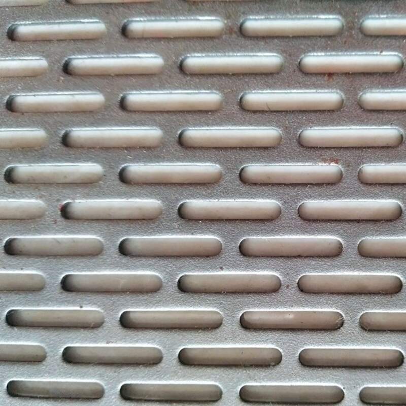 Slotted Perforated Metal Sheets (Slot Hole) | Custom Manufacturer