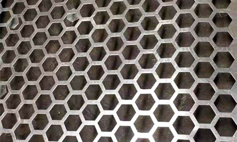 Chapas perforadas hexagonales