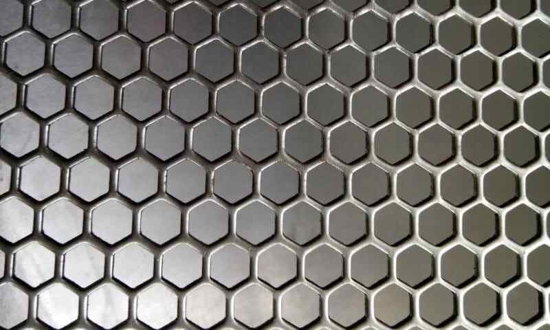 Petek Delikli Metal Panel