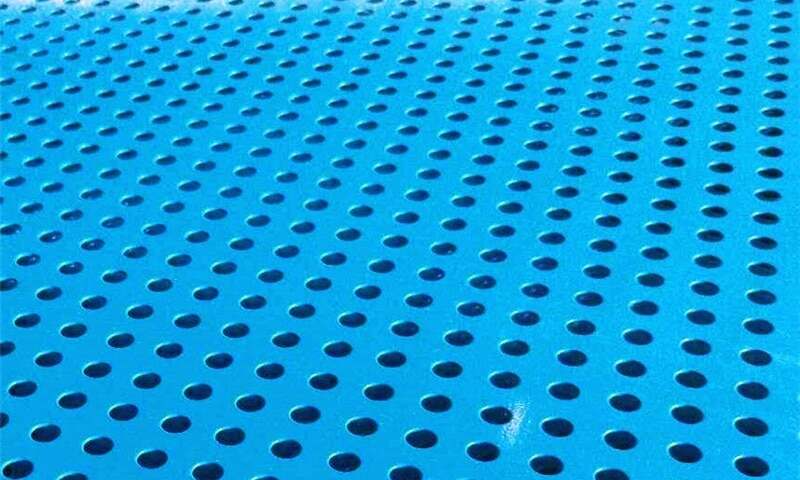 Round-hole perforated metal