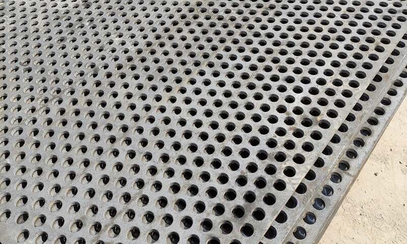 high-manganese perforated plate