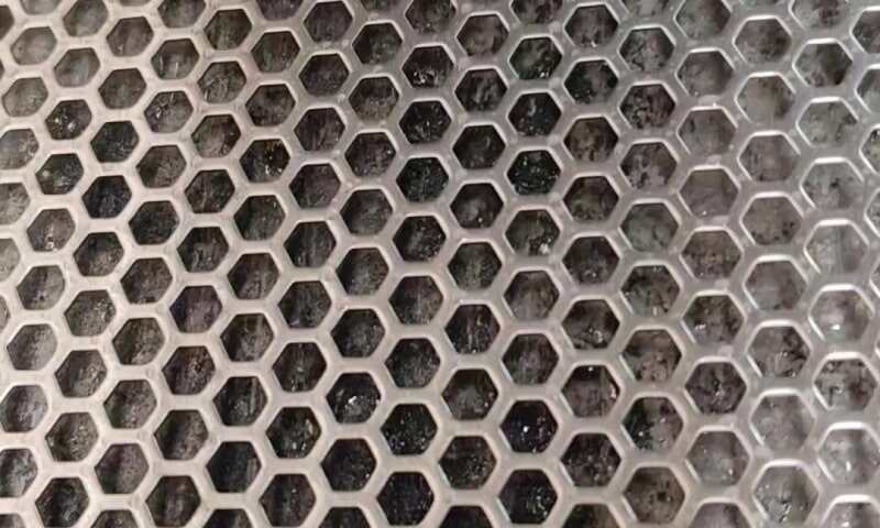 Voštinové perforované panely