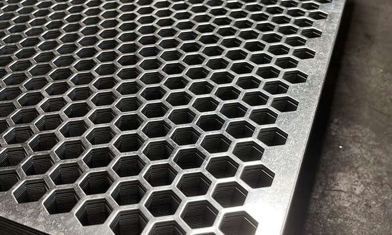 Voštinové perforované panely