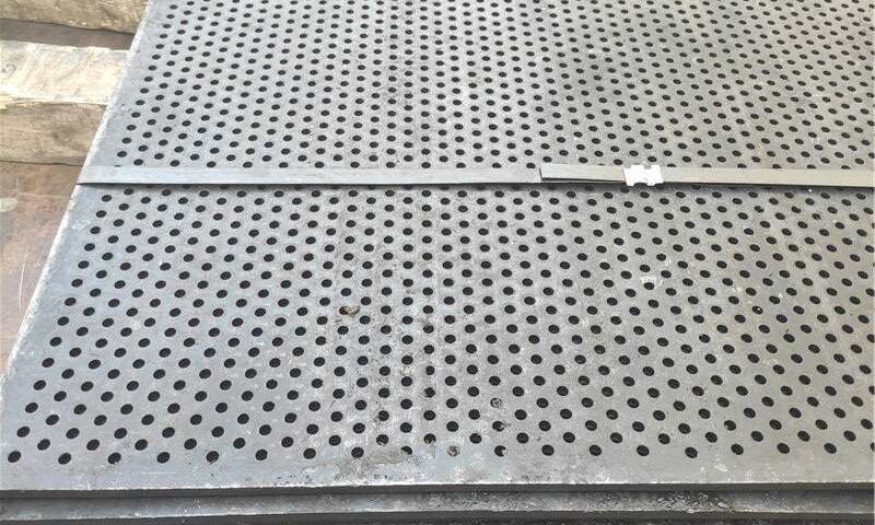 Прочная перфорированная пластина после выравнивающей обработки